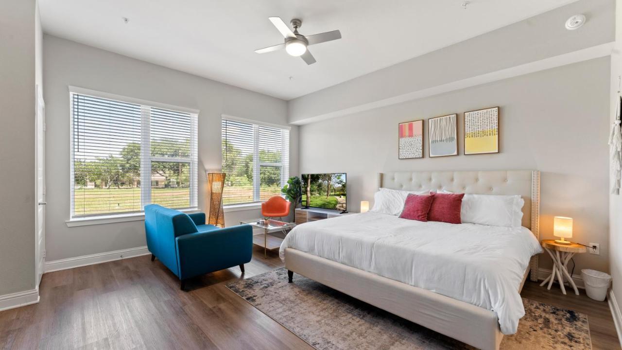 Apartmán Upscale Modern Apts - Free Parking, Fast Wifi, Courtyard Austin Exteriér fotografie